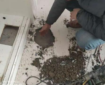 鸡西市漏水检测公司为您专业分享下阳台漏水要尽快修，做到这几点，少麻烦又省钱！